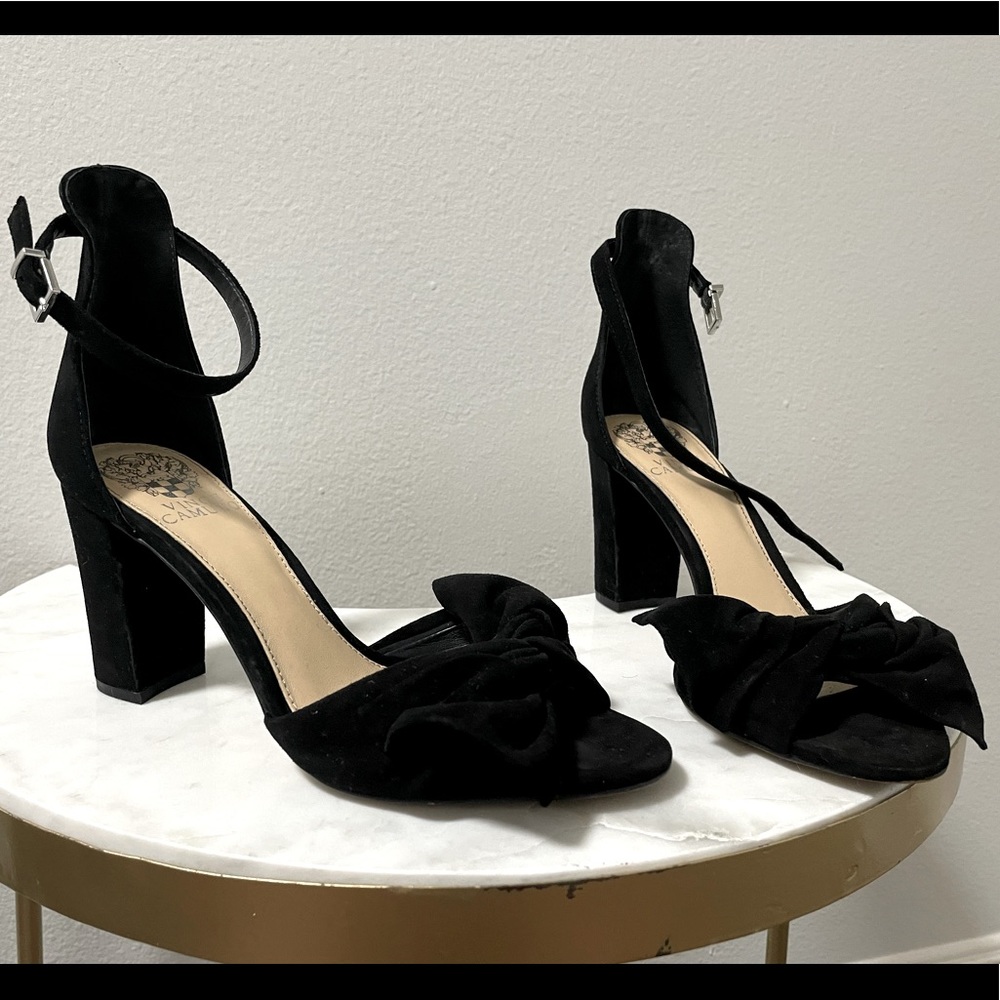 Vince Camuto Carrelen - Bow Sandal (black) 7.5